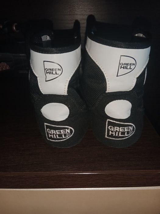 Продам борцовки и самбовки