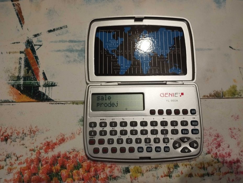 Електронен преводач GENIE yl-950a, работещ