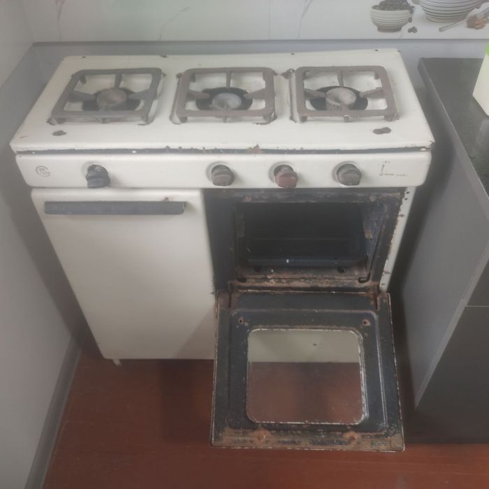 Газовые плиты ретро