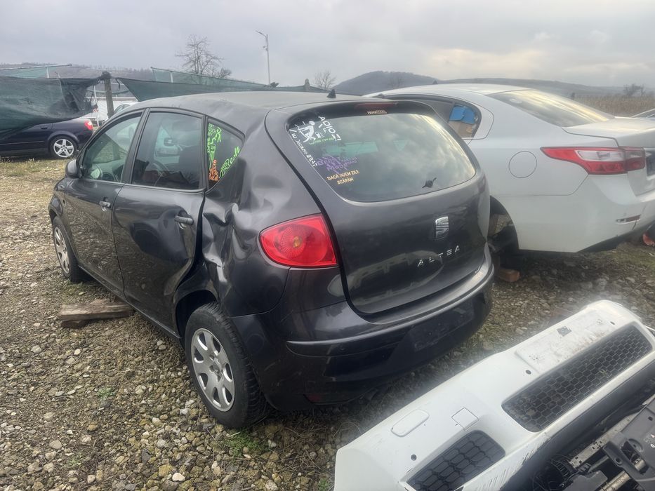 Dezmembrez Seat Altea 20 TDI 140 CP BKD