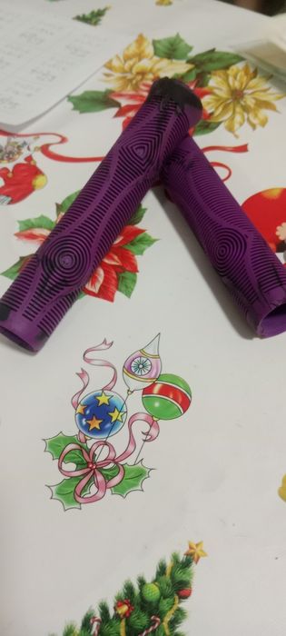 Продаю грипсы б/у потрепаные