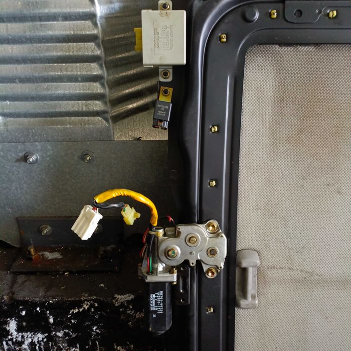 Продам люк с потолком