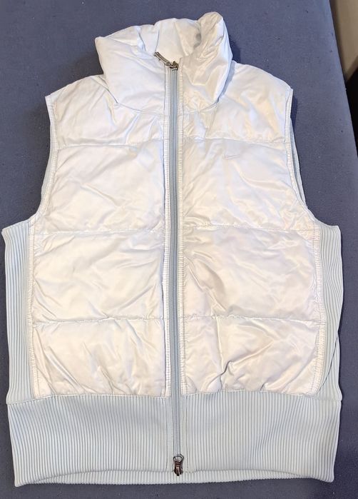 Дамски елек в светло синьо