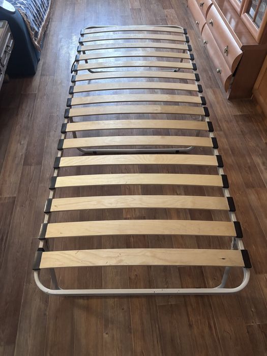 Раскладушка (кровать)