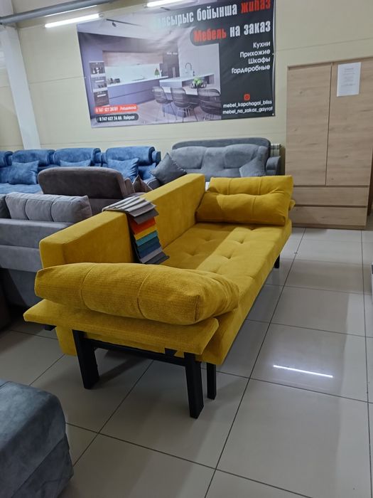 Лофт диван - кровать  на металлокаркасе.