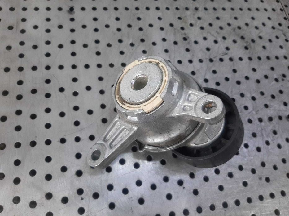 rola intinzator 1.6 tdi ddy seat leon audi a3 8v skoda octavia 3 vw golf 7  04l903023k