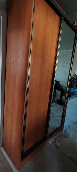 Продам шкаф купэ