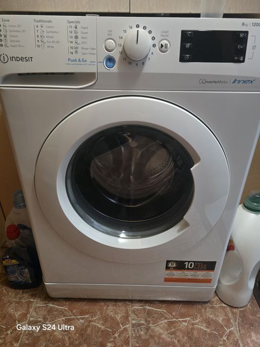 Masina de spălat rufe indesit