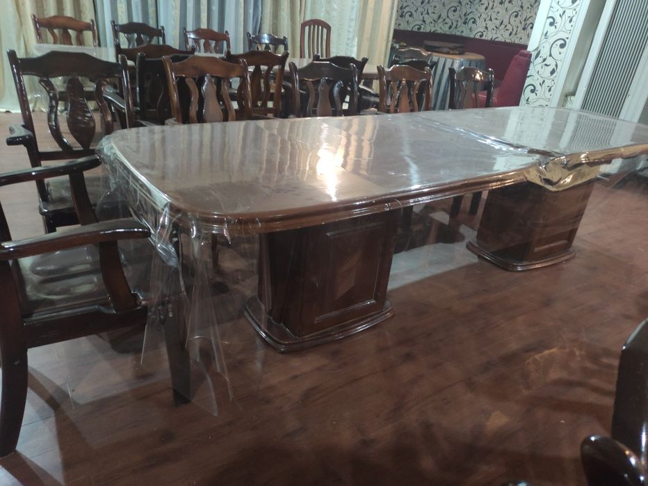 Стол стул сотилади