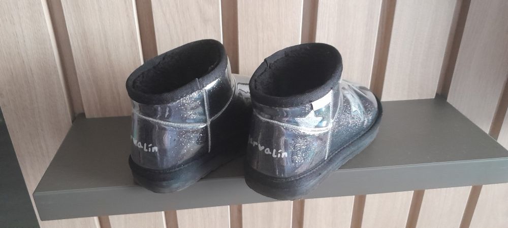 Ghetuțe scurte fete