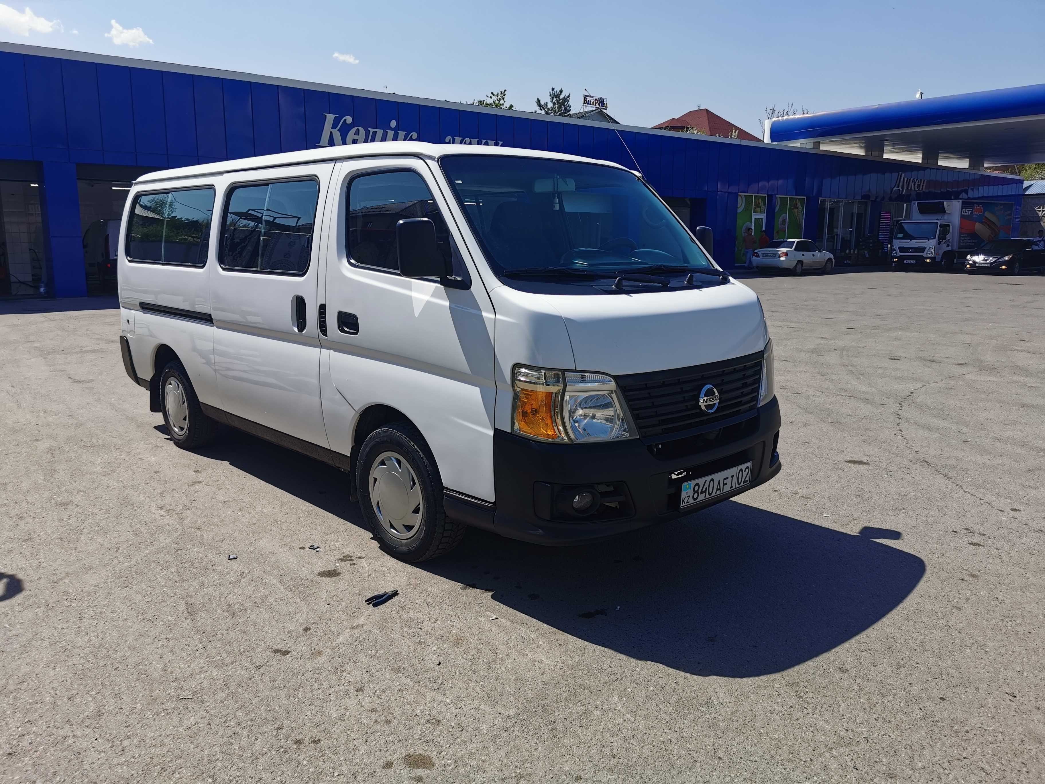 Nissan urvan best sale for sale olx