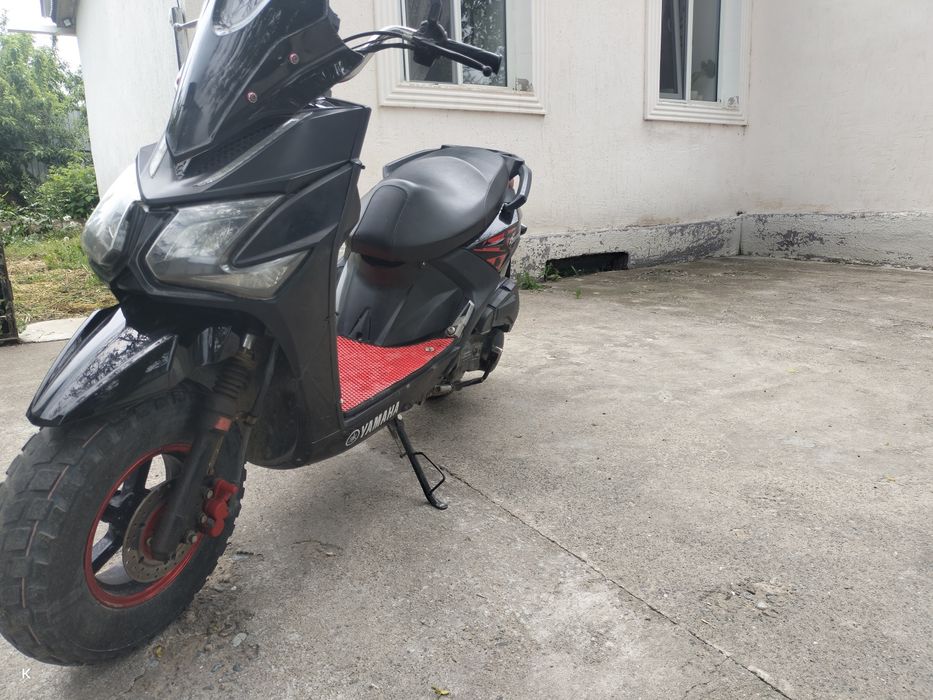 Мопед Yamaha BWS R 150