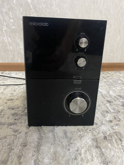 Продам колонки с уселителем