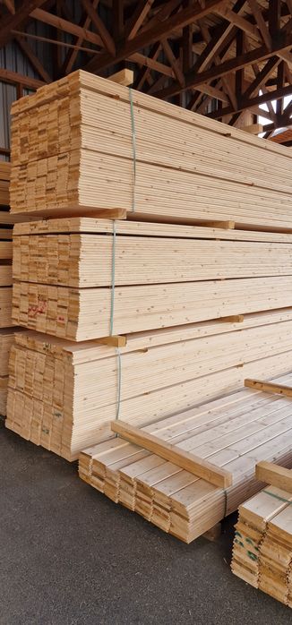 Lambriu/dusumea/pardoseala rasinoase