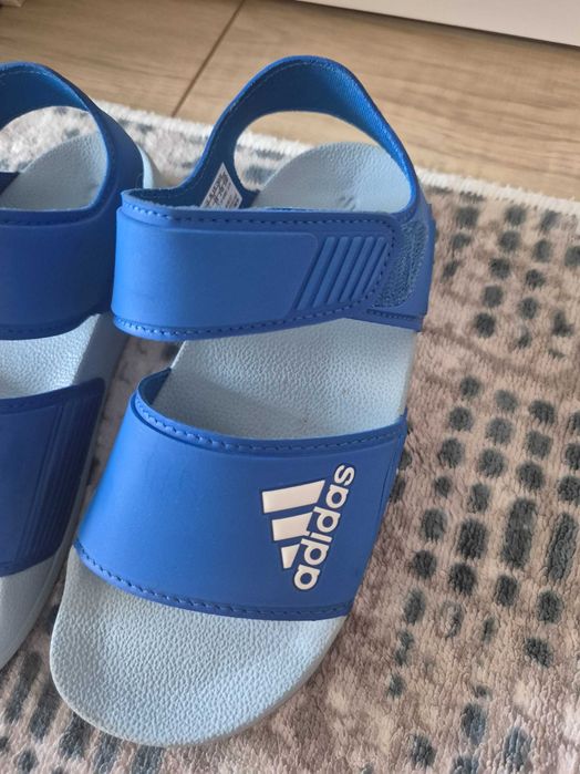 Сандали adidas 33 номер