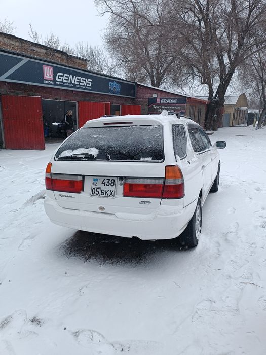 Продам машину Nissan Ernasa 1998