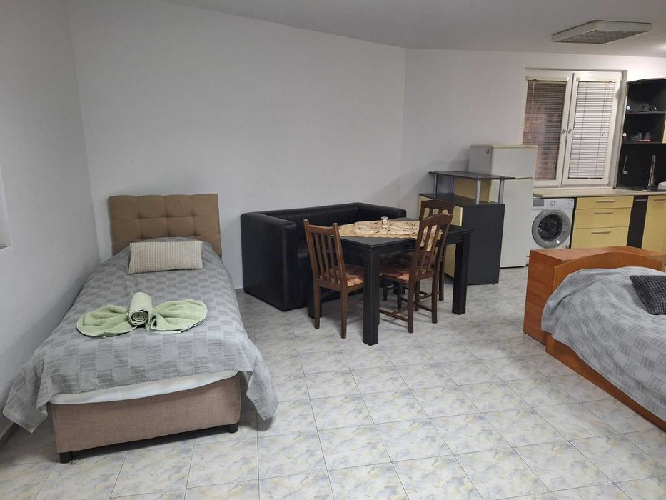 Продава се Двустаен апартамент в Габрово, Център - 57 кв.м за 1050 €/кв.м - Снимка #2