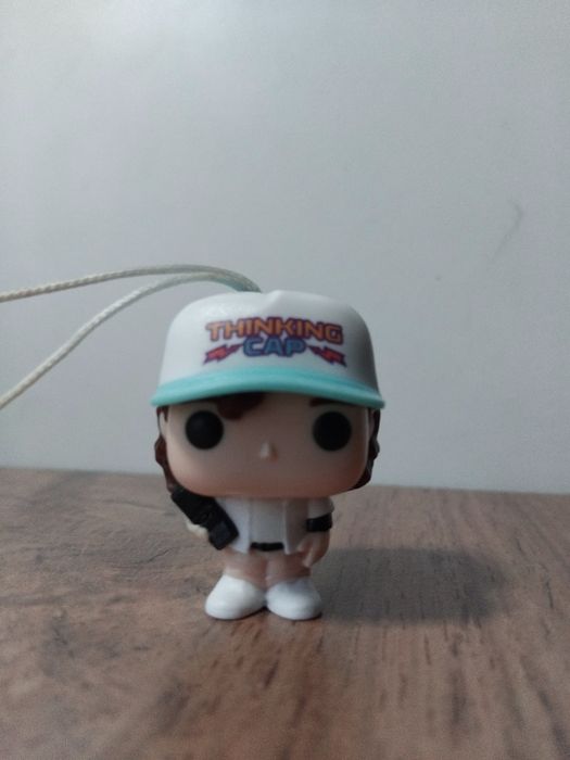 Дастин из Очень в хорошем состоянии