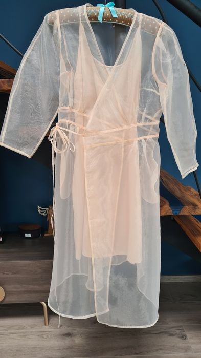 Маркови рокли  Wera Wang и  една на френска марка