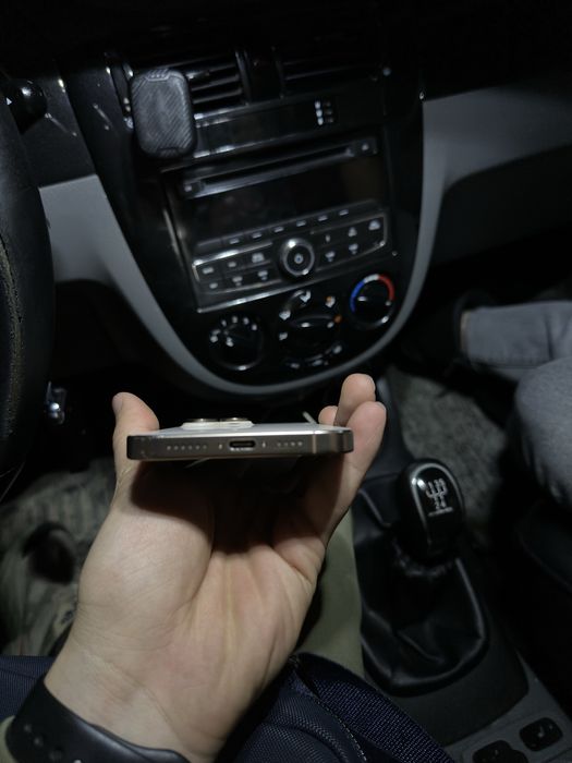 Iphone 16 pro max Desert