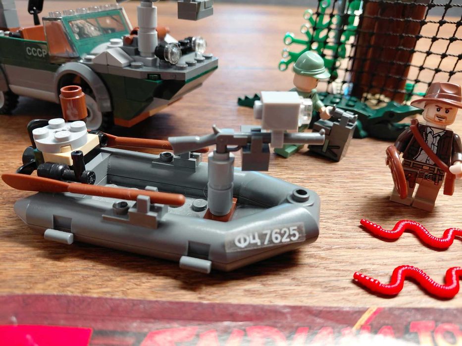 Лего Indiana Jones - Lego 7625 - Преследване край реката