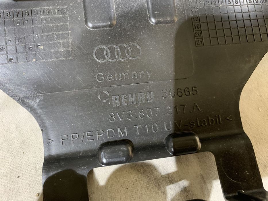 Suport armatura bara fata, Audi A3, 2013, 2014, 2015, 2016, cod origine OE 8V3807217A.