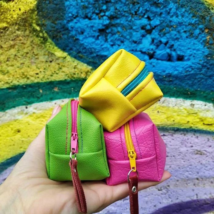 малко портмоне, монетник, козметичен несесер