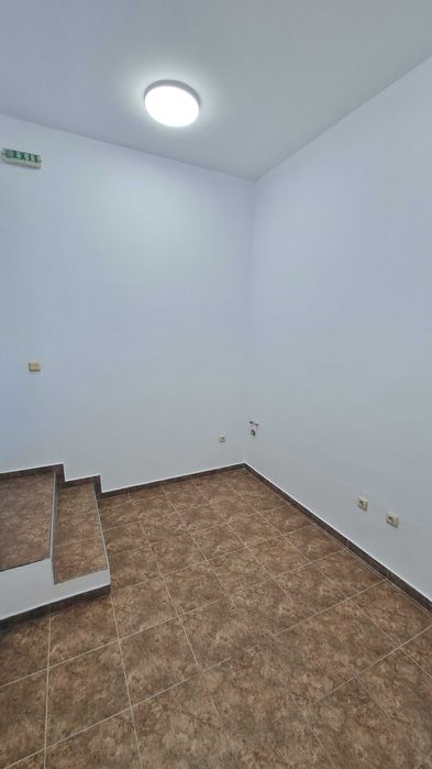 Дава се под наем Магазин в Варна, Христо Ботев - 15 кв.м за 178.5 € - Снимка #3