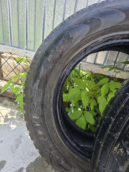 Продам шины 215/65 r16