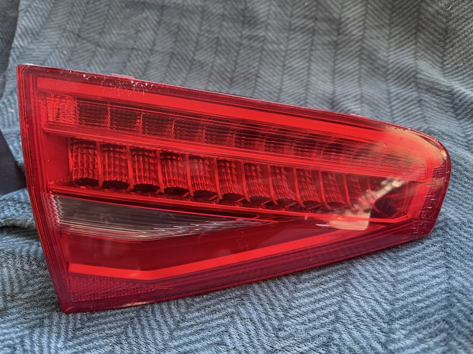 Set stopuri led audi a4 b8.5 cu mici defecte sedan berlina