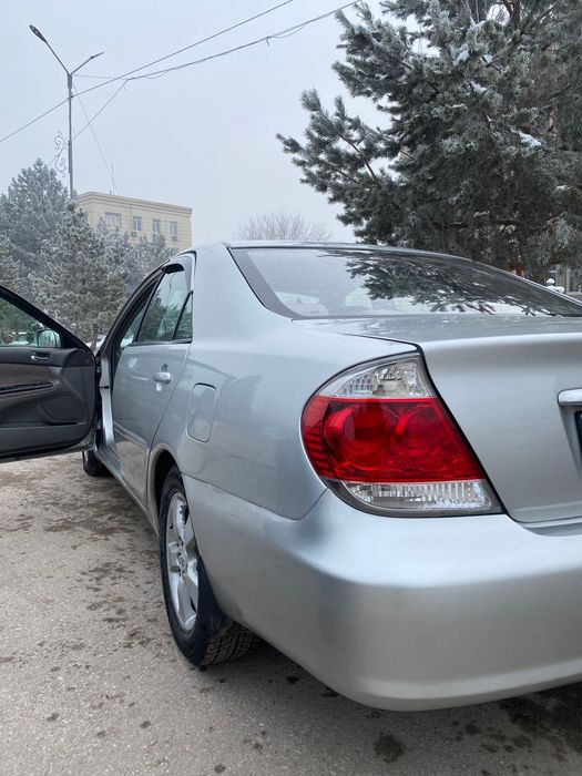 Срочно продаю Toyota Camry 35!