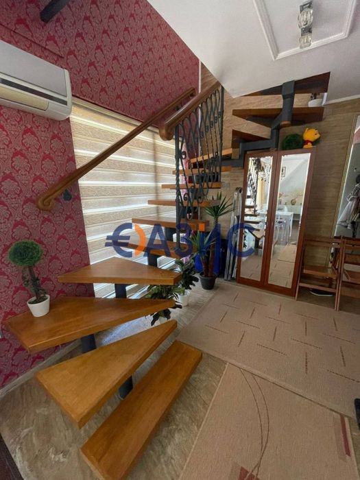 Продава се Двустаен апартамент в к.к. Слънчев бряг - 165 кв.м за 371 €/кв.м - Снимка #4