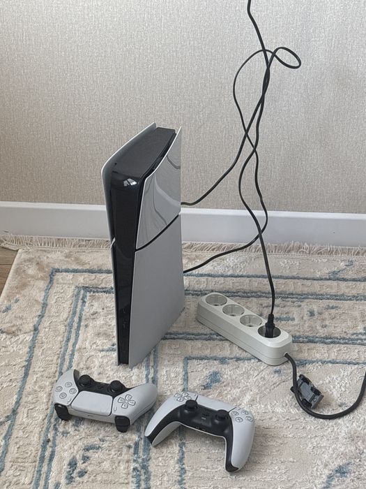 Sony PlayStation 5 digital slim