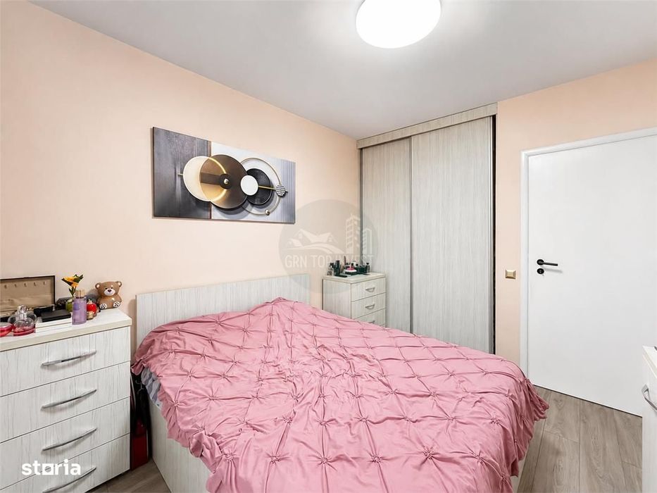 Apartament 3 camere parcare privata zona Selimbar