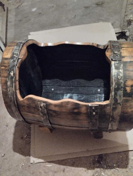 Буре сандък за дърва