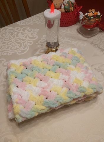 Зимни плетени шалове