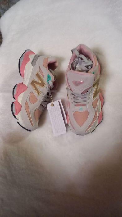 Ugg-uri diferite modele