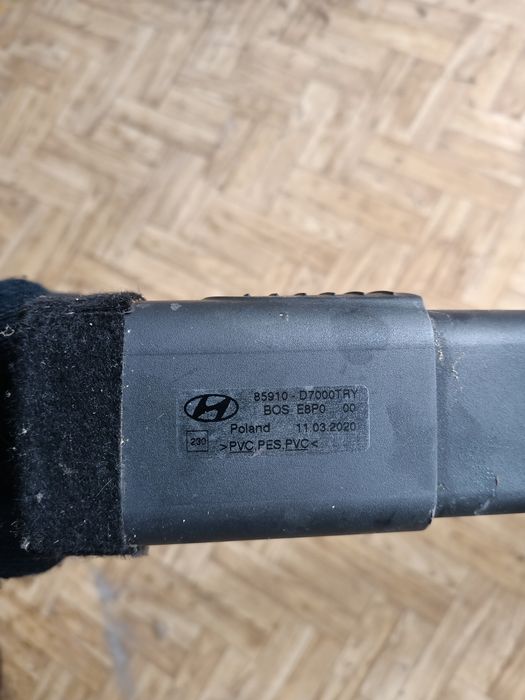 Продам шторку багажника Hyundai