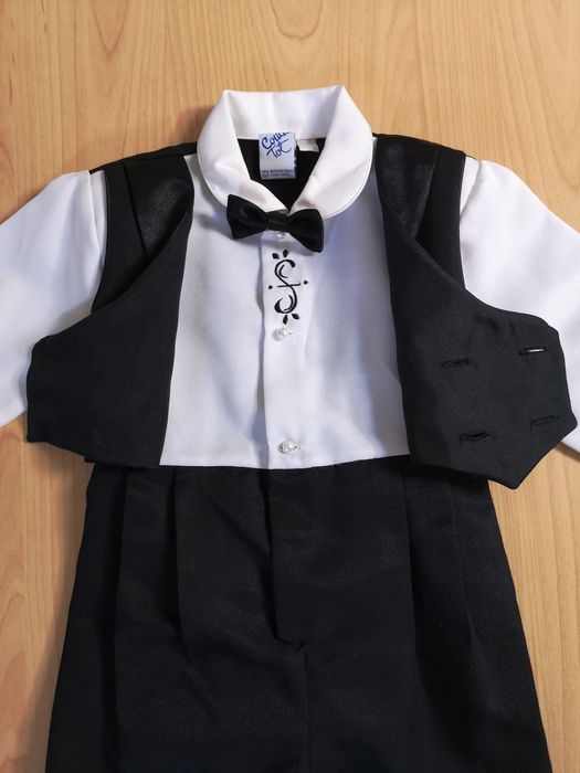 Costum unicat frac botez bebe 9-12 luni, papion