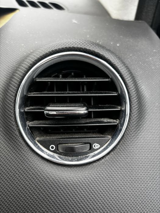 Части от таблото за Пежо 308/Peugeot 308