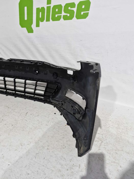 Bara Fata VW Golf 7 Completa cu grile inferioare 2013 -2017 cu gauri spalator far si 4   gauri senzori de parcare cod origine 5G0807221