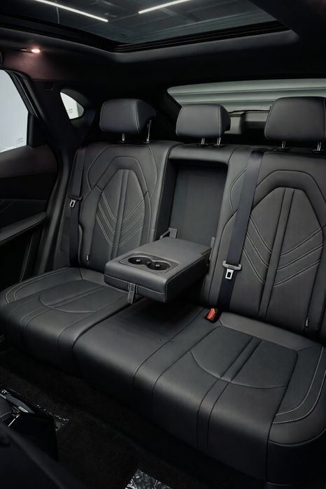 Forthing Friday ev Rasmiy Diller