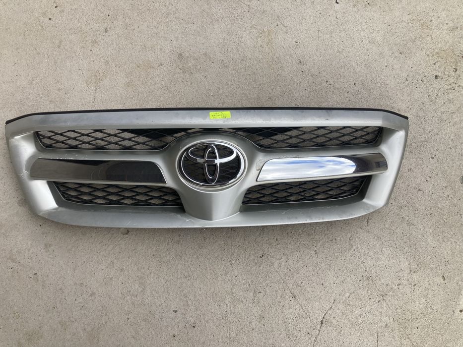 Решетка за тойота хайлукс/toyota hilux 05-09г