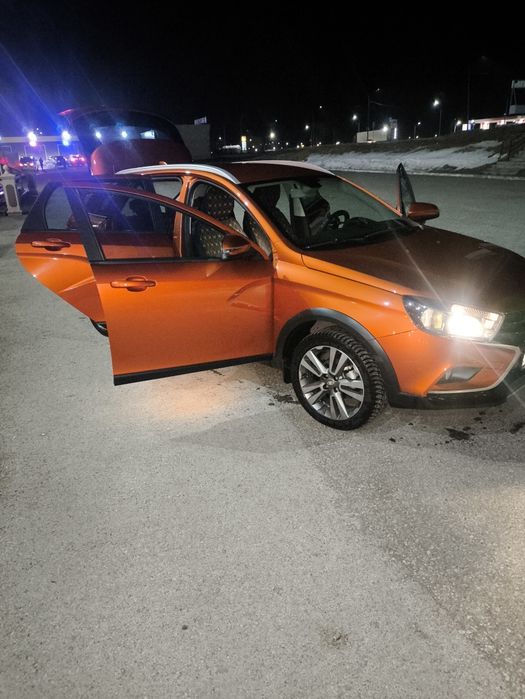 Продам Веста кросс