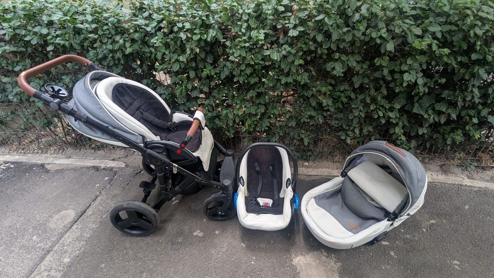 Vând Carucior 3 in 1 Krausman Nexxo , Alb