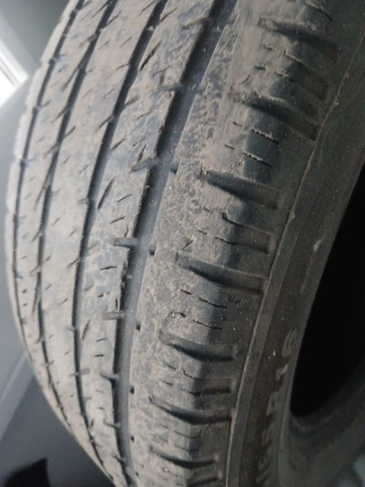 Шины для машины б/у