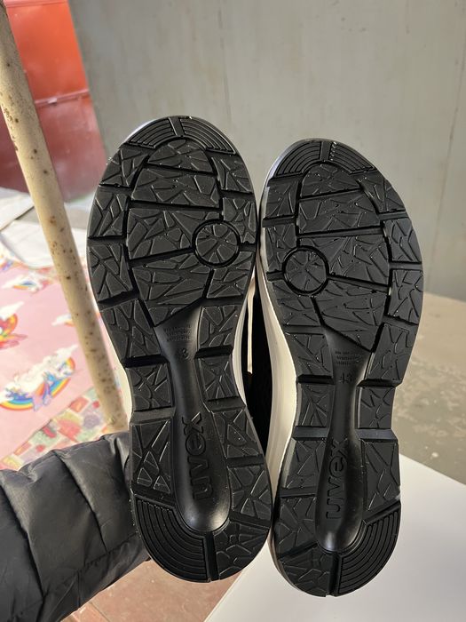 Vand pantofi protectie uvex marimea 43