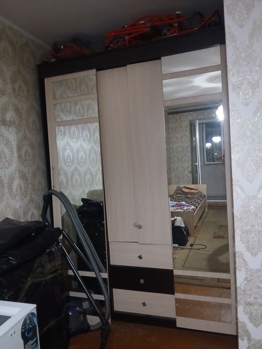 Продам шкаф б/у вас хорошем состояний