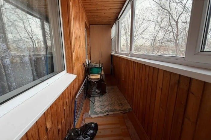 Продам двух комнатную