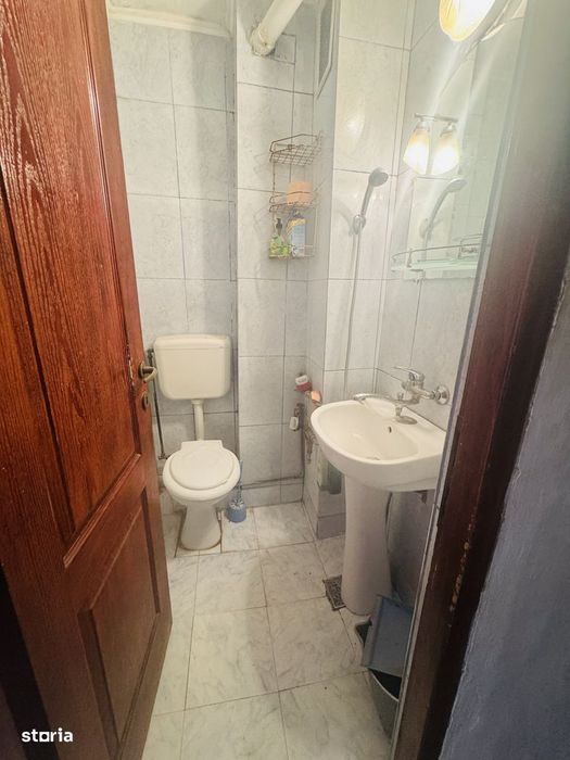 Garsoniera parter Romanilor